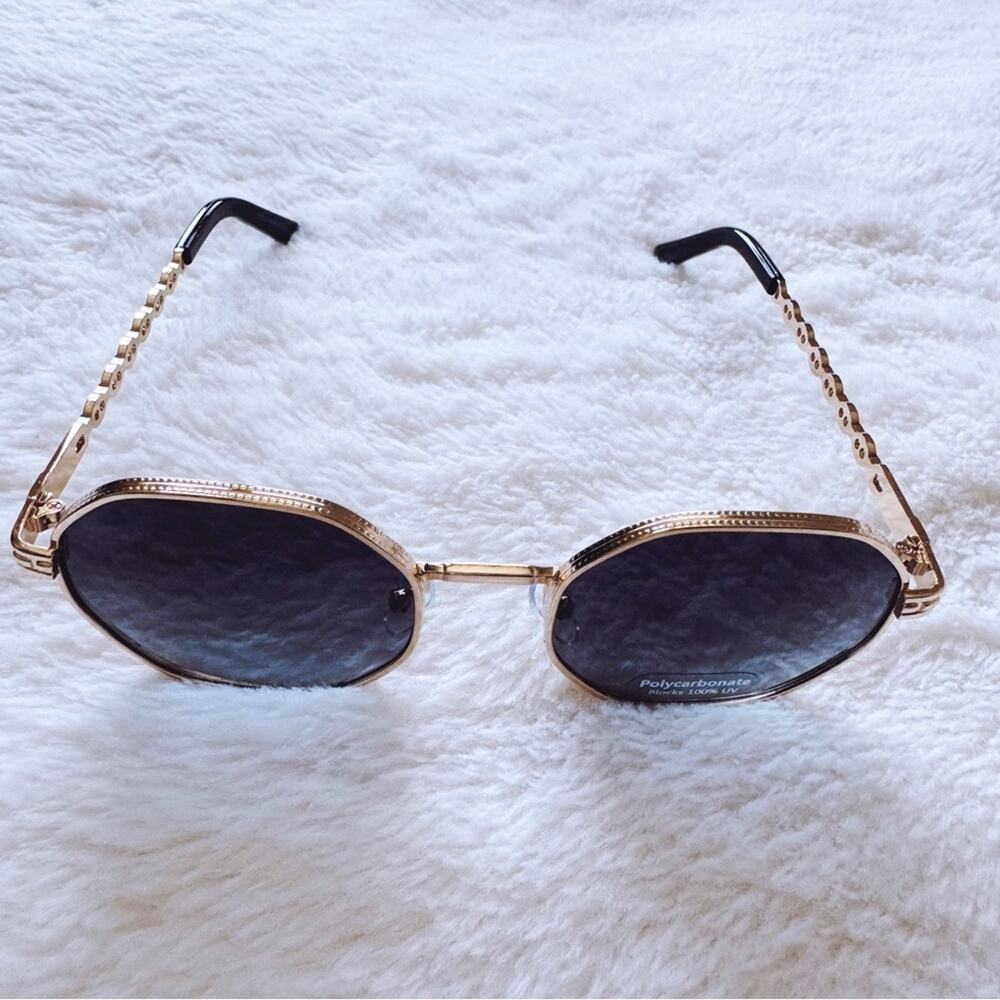 Phoebe Dark Blue Geometric Sunglasses - Picture 6 of 15